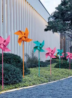 户外园林铁艺旋转大风车摆件庭院公园草坪景观雕塑创意落地装饰品