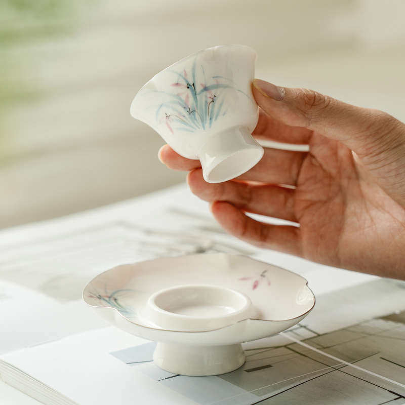 昌朴居描白金纯手绘幽兰荷韵套杯陶瓷单杯功夫茶具品茗茶杯带杯垫,淘宝优惠券,粉丝福利购,淘宝优惠卷