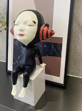 现创意人物树脂摆代件居客楼厅玄关桌摆饰家样板房45售部工艺品