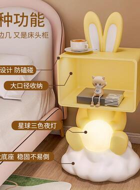 儿童房床头柜卡通儿童房床头柜女孩ins风卧室边几带灯一体创意现