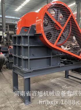 粗碎石头骨料鄂式破碎机小型移动花岗岩青石碎石柴油18马力颚破机