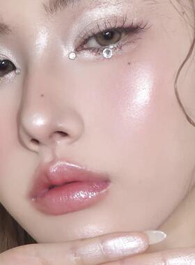 随便抹抹都是爆闪~碎钻高光膏珠光细闪脸颊卧蚕提亮修容自然立体