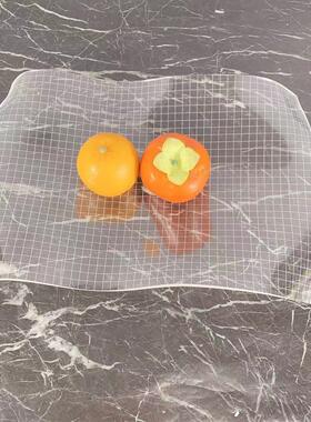 现代简约透明亚克力白色网格不规则造型果盘摆件样板房软装饰品