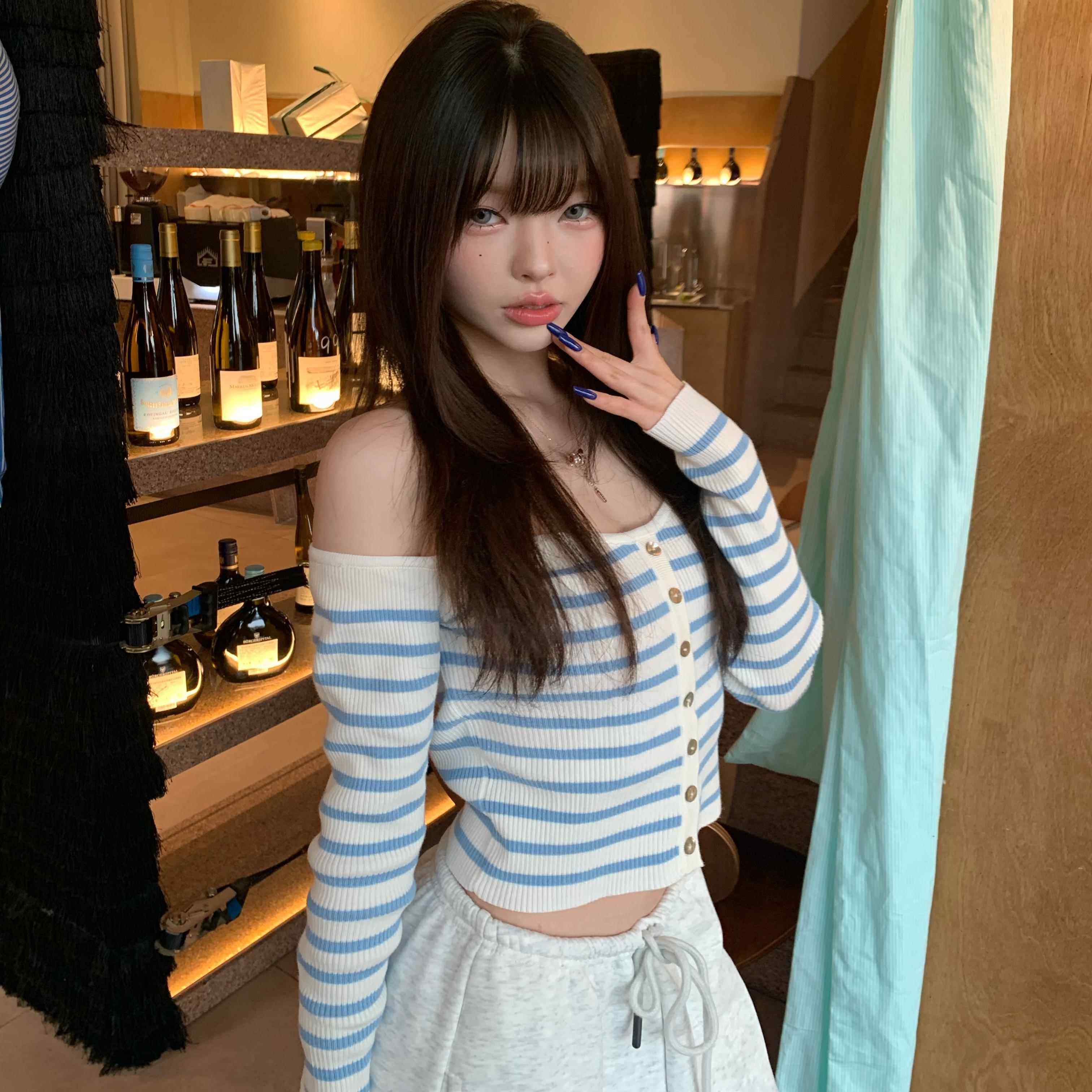 Lovedeath【纯欲陷阱】蓝白条纹针织衫女一字肩修身短款打底上衣,淘宝优惠券,粉丝福利购,淘宝优惠卷