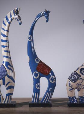 客厅居家装饰品时尚摆件现代简约象马新房玄关电视柜树脂工艺礼品