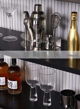 现代简约样板间酒柜红酒杯售楼处酒具组合搭配装饰品小摆件
