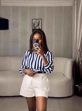 Women's blue striped shirt女装蓝色条纹衬衫