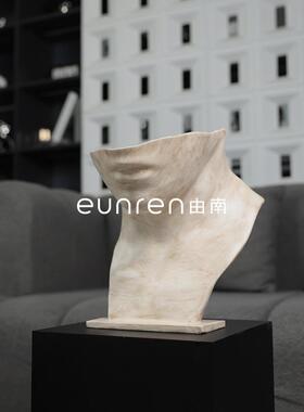 现代风艺术抽象人脸雕塑家居摆件玄关销售楼客厅陈列软装饰品