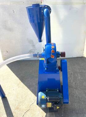 小型齿盘自吸粉碎机220V家用五谷杂粮磨粉机材调料打粉机现货
