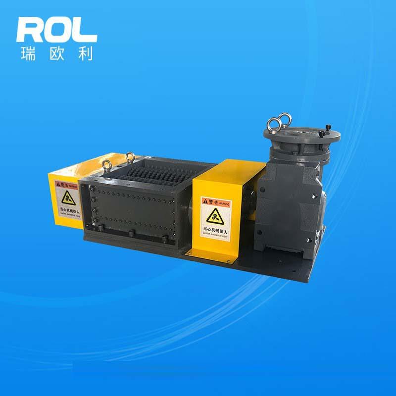 Double-axis small plastic wood shredder cloth old clothes shredder waste lithium battery metal shredding chassis