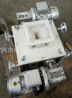陶瓷对辊破碎机煤炭陶瓷挤压式粉碎机煤矸石料双齿辊式制砂机