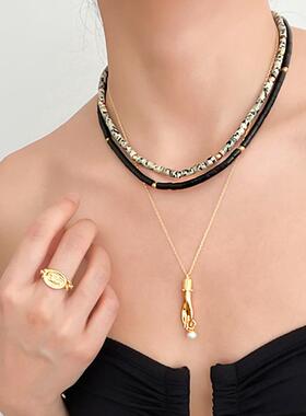 厂家天然彩色石锁骨链手工串珠半宝石钛钢高级感轻奢叠戴项链