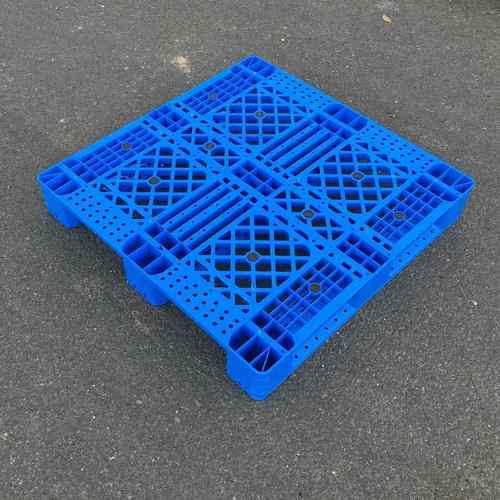 厂家1010网格川字托盘可加8根钢管仓库叉车托盘防潮塑料栈板 - 图1