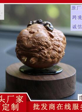 太阳能自动旋转创意车件黄杨摆木雕十二生肖绵羊小车CAJ载招财汽