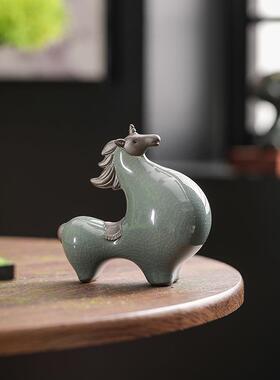 招财唐马摆件陶瓷动物中式客厅玄关酒柜博古架装饰办公室桌面摆设