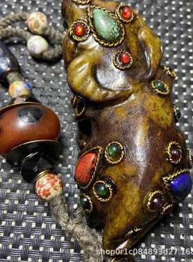 古玩复古岫玉龙玉璧镶嵌宝石九眼天珠五帝铜钱牛貔貅玉石包浆把件