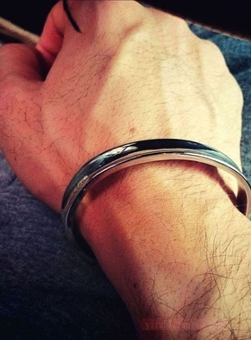 凹面钛钢男女情侣日韩风潮人手镯