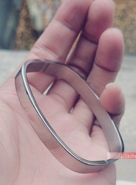 方形钛钢男女日韩风黑色潮人手镯