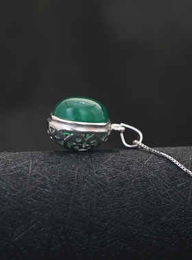 祖母绿纯银送女友吊坠2018新品