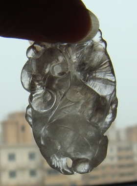 天然白水晶包橙色石榴石金鱼吊坠