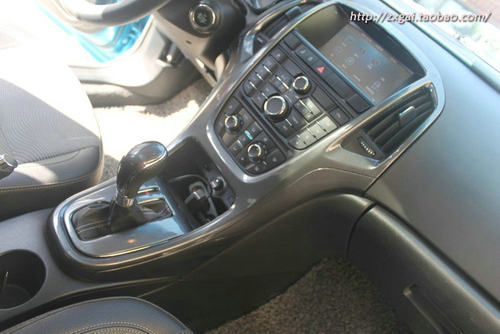 适用于10-14英朗GT XT内饰改装 碳纤维内饰贴 桃木中控面板方向盘 - 图0