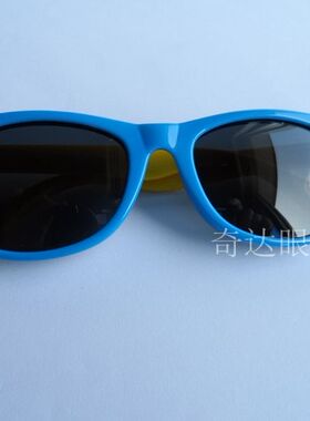 墨镜小孩儿童时尚风偏光太阳镜