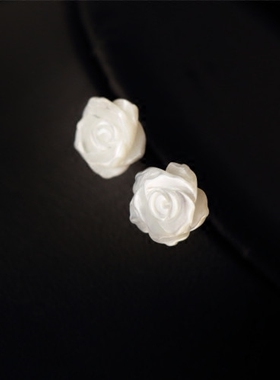 日韩风白色玫瑰花朵防过敏耳饰品