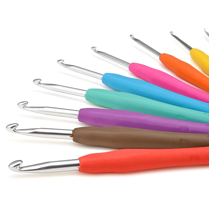 极速Multicolor Knitting Needles 2-10mm Soft Grip Ergonomic H-图0