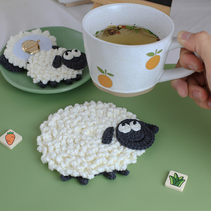 羊了个羊杯垫小羊胸m针毛线钩织diy材料包别针卡通动物水杯隔热垫,淘宝优惠券,粉丝福利购,淘宝优惠卷