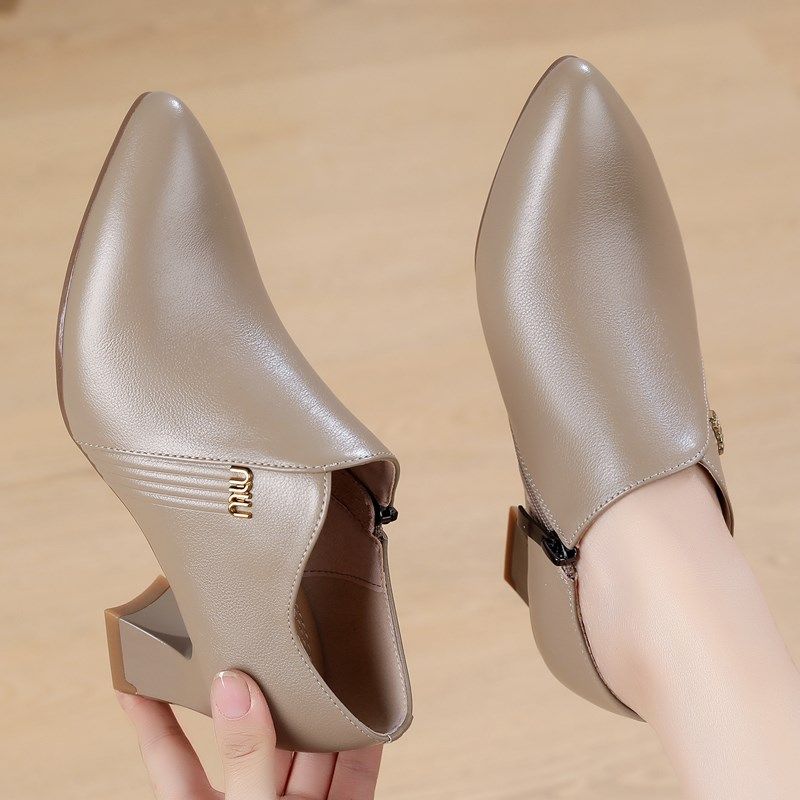 真皮粗跟单鞋2024春秋百搭尖头女鞋中跟软底皮鞋卡其色深口工作鞋,淘宝优惠券,粉丝福利购,淘宝优惠卷