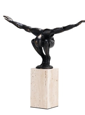 现代轻奢体操抽象艺术人物金属摆件样板间玄关客厅酒柜卧室装饰品