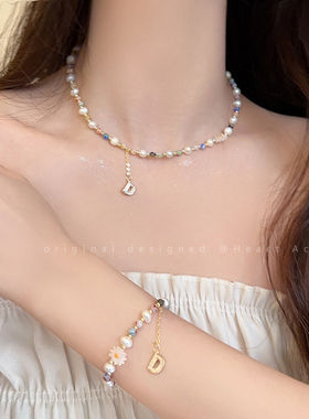 彩色雏菊字母珍珠串珠项链女2023年新款潮春夏颈链森系甜美锁骨链