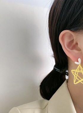 独特设计感可爱甜美黄色花朵耳夹无耳洞高级栀子花法式复古女耳饰