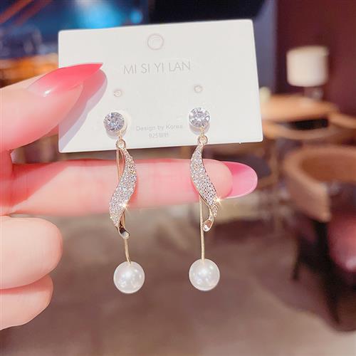 网红A Two Wear Pearl Earrings In South Korea Fashion All-mat - 图2