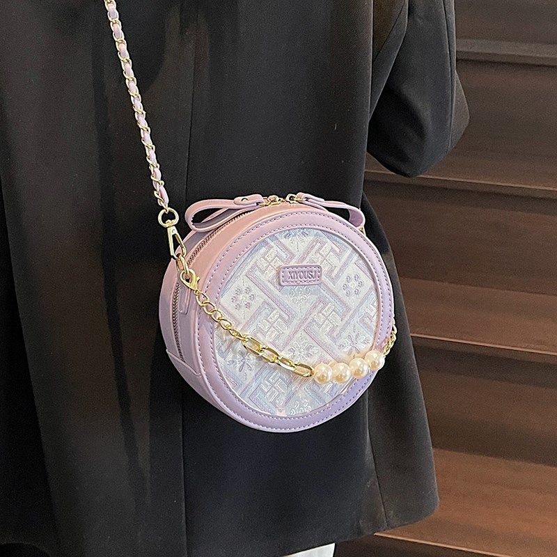 新中式刺绣小包包女2025新款潮时尚珍珠链条小圆包春夏质感斜挎包,淘宝优惠券,粉丝福利购,淘宝优惠卷