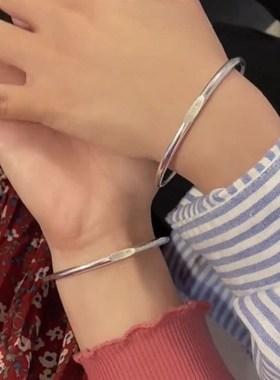 定制刻字经典情侣手镯韩版简约B你的名字定制手环送闺蜜女友礼物