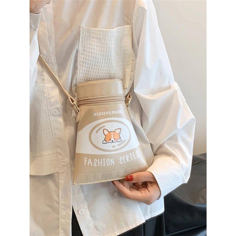 小众设计包包女新款2024时尚网红单肩包夏天超火流行爆款斜挎小包,淘宝优惠券,粉丝福利购,淘宝优惠卷