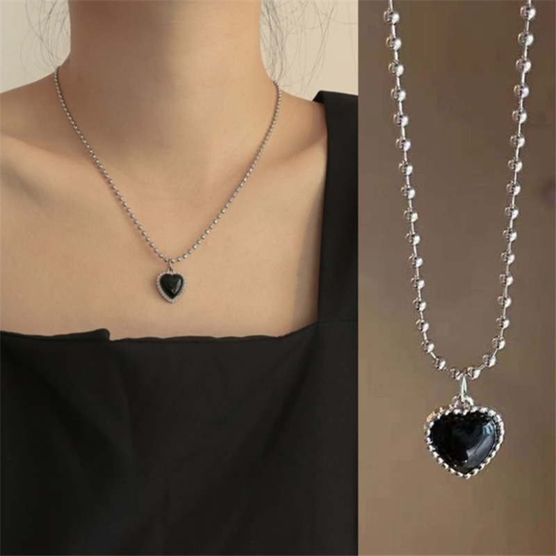 推荐.Kpop Black Heart Necklace French Metal Love Clavicle Ch-图2