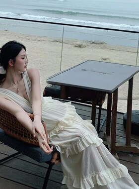 法式连衣裙夏季女装2024新款高级感海边度假风显瘦吊带长裙蛋糕裙