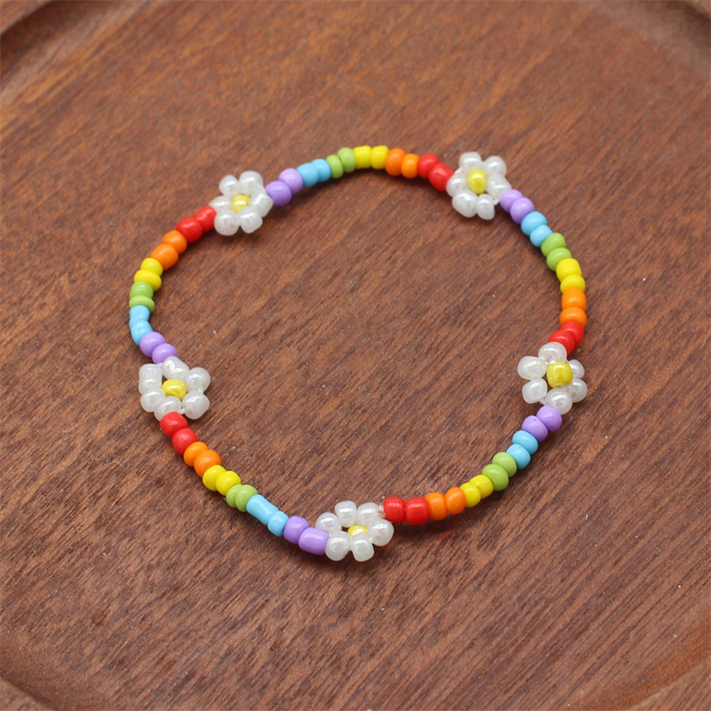 推荐Cute Daisy Flower Beaded Bracelet For Women Fashion Bohe - 图1