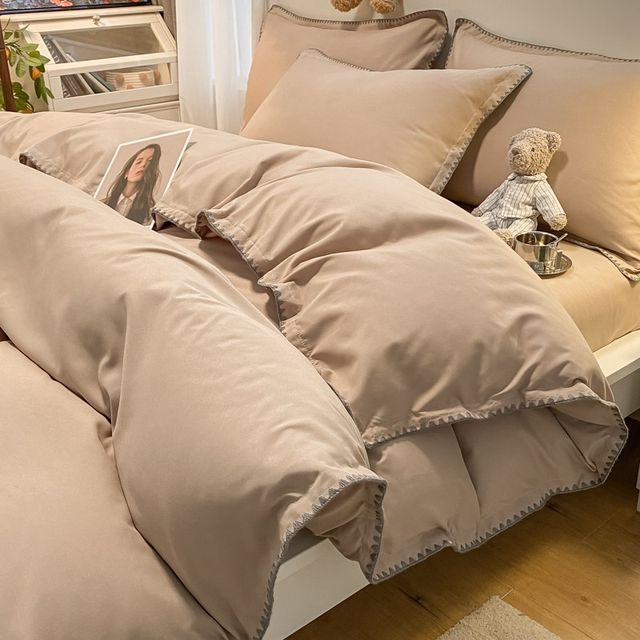 Light luxury four-piece set wash cotton naked sleeping skin-friendly light luxury style solid color mattress cover simple dormitory bed sheet three-piece set