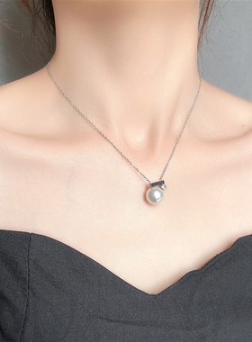 2023年新款平衡木仿珍珠项链女夏锁骨I轻奢小众设计百搭钛钢项链