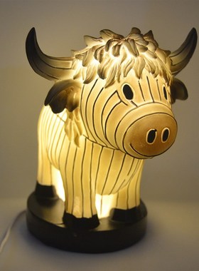 创意奶牛台灯摆件动物灯装饰品设计家居庭院桌摆件USB插头装饰品