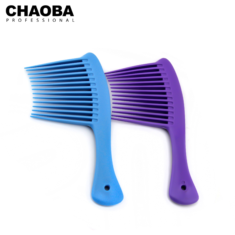 wide tooth dog comb