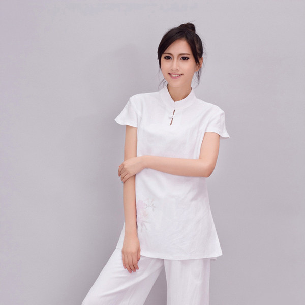 traditional yoga clothing