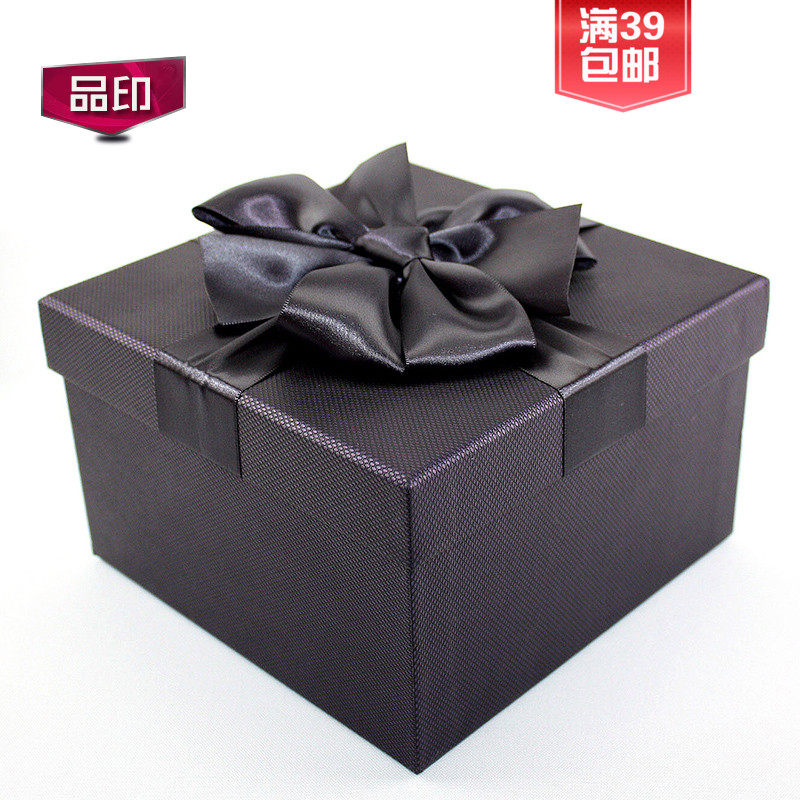 large square hat box