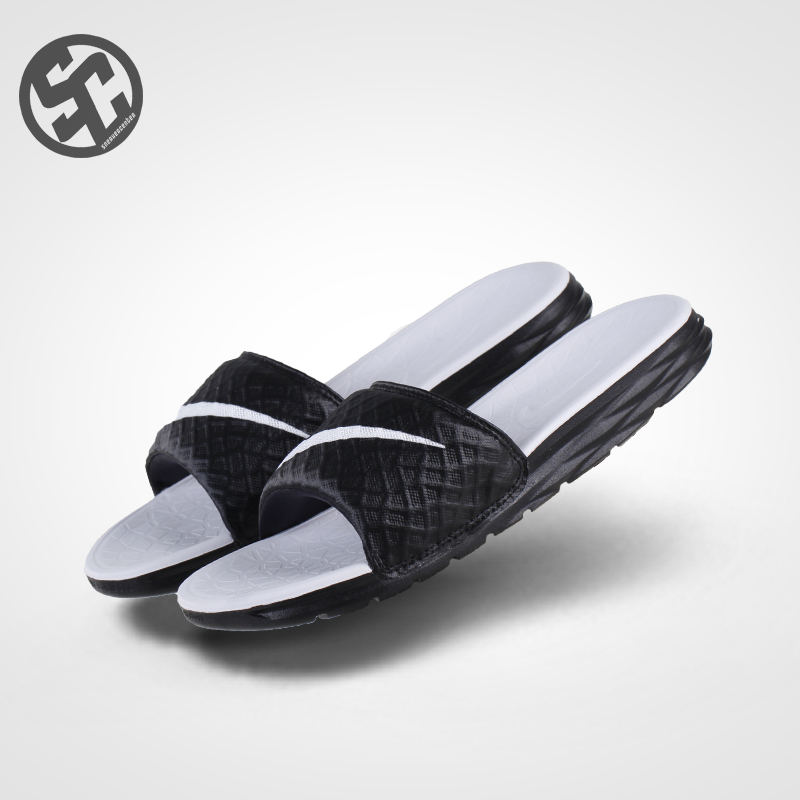 nike benassi waterproof