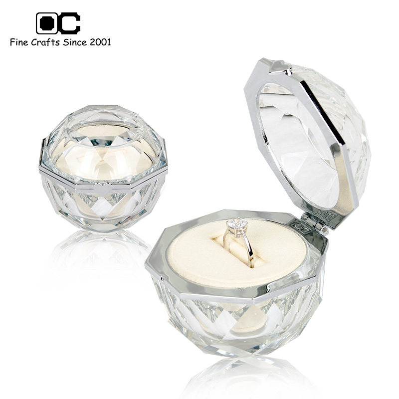 ring box crystal