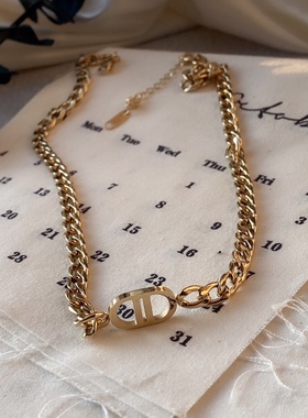 欧美钛钢简约时尚气质红同款短链