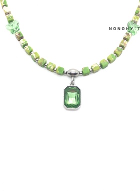 蝴蝶绿宝石嘻哈风锁骨链